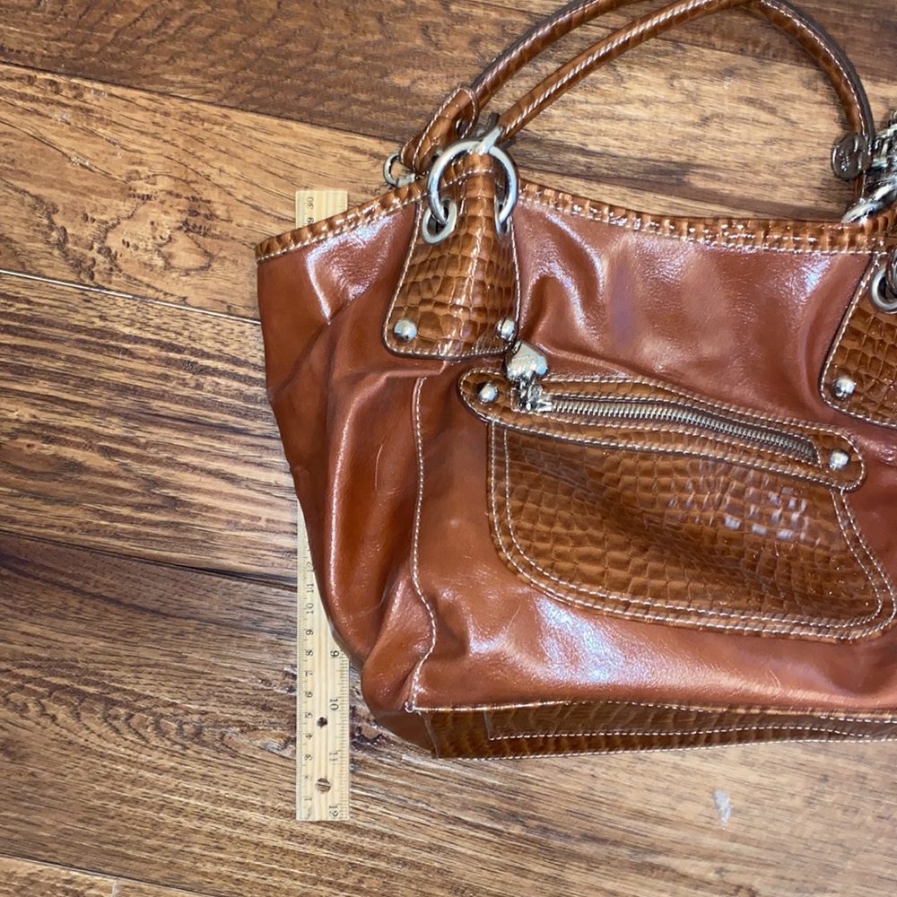 NWOT- Kathy Van Zeeland Shoulder Purse - Picture 11 of 12